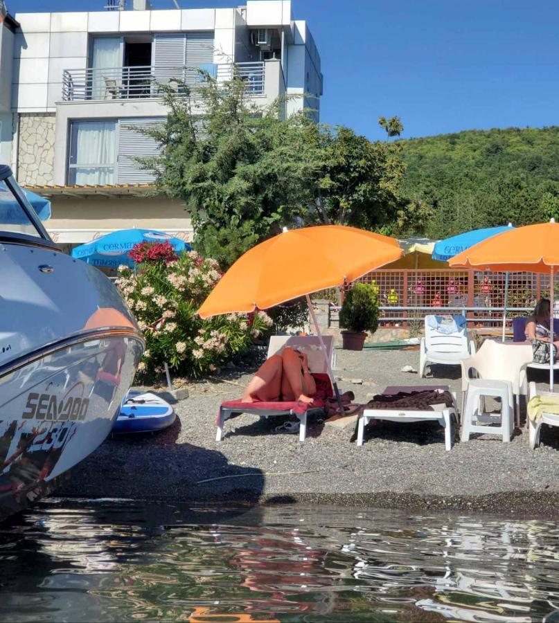 Vila Ineks Ohrid Hotel Bagian luar foto