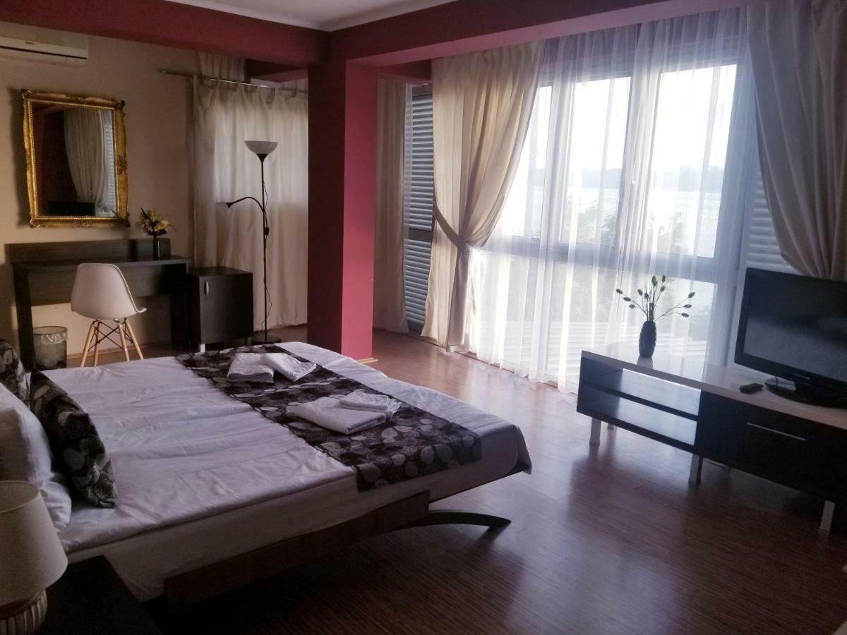 Vila Ineks Ohrid Hotel Bagian luar foto
