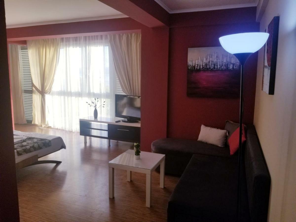 Vila Ineks Ohrid Hotel Bagian luar foto